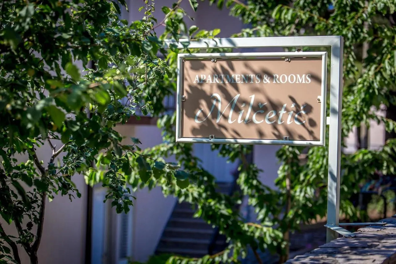 Apartments & Rooms Milcetic D Malinska 0*,