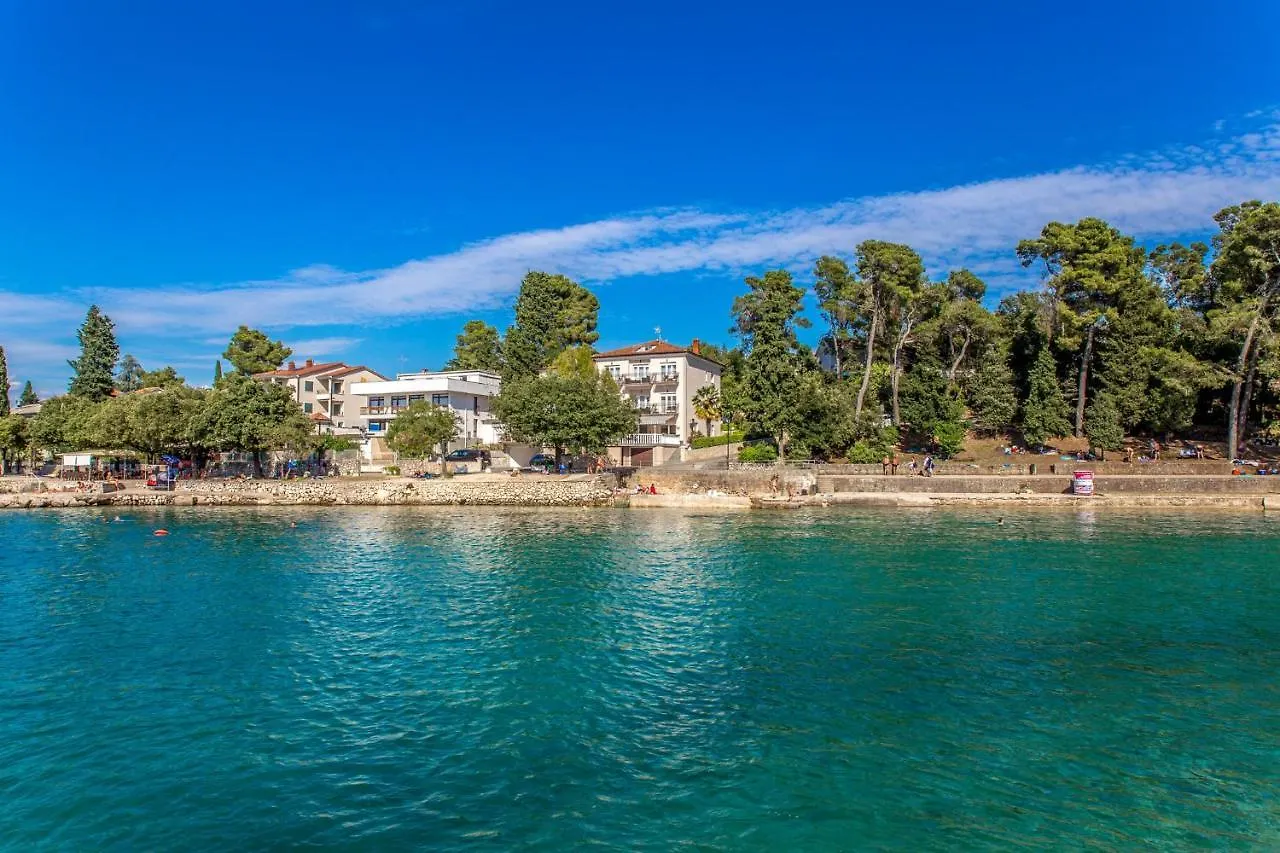 Apartments & Rooms Milcetic D Malinska Kroatien