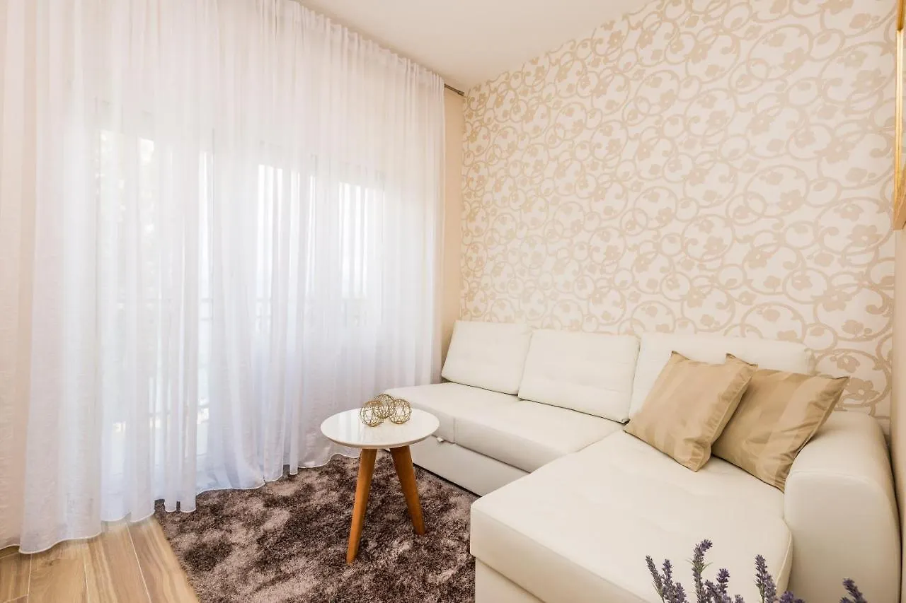 Apartments & Rooms Milcetic D Malinska